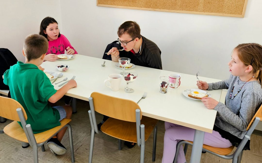 Gurmanski zajtrk za naše pridne zbiralce papirja 
